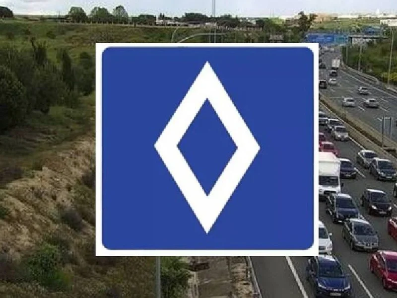 nueva-señal-tráfico-dgt-rombo-blanco-carril-vao-multas|Foto: DGT